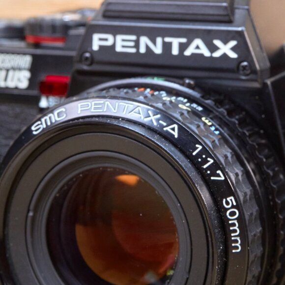 Pentax Program Plus 35mm SLR Film Camera, with SMS Pentax 1:1.7 50mm Lens - Picture 3 of 7
